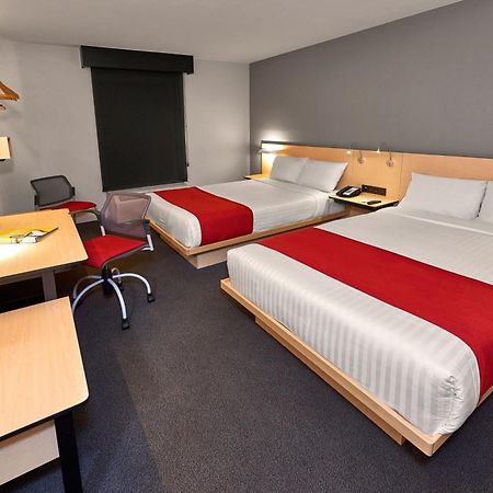 City Express By Marriott Toluca Esterno foto