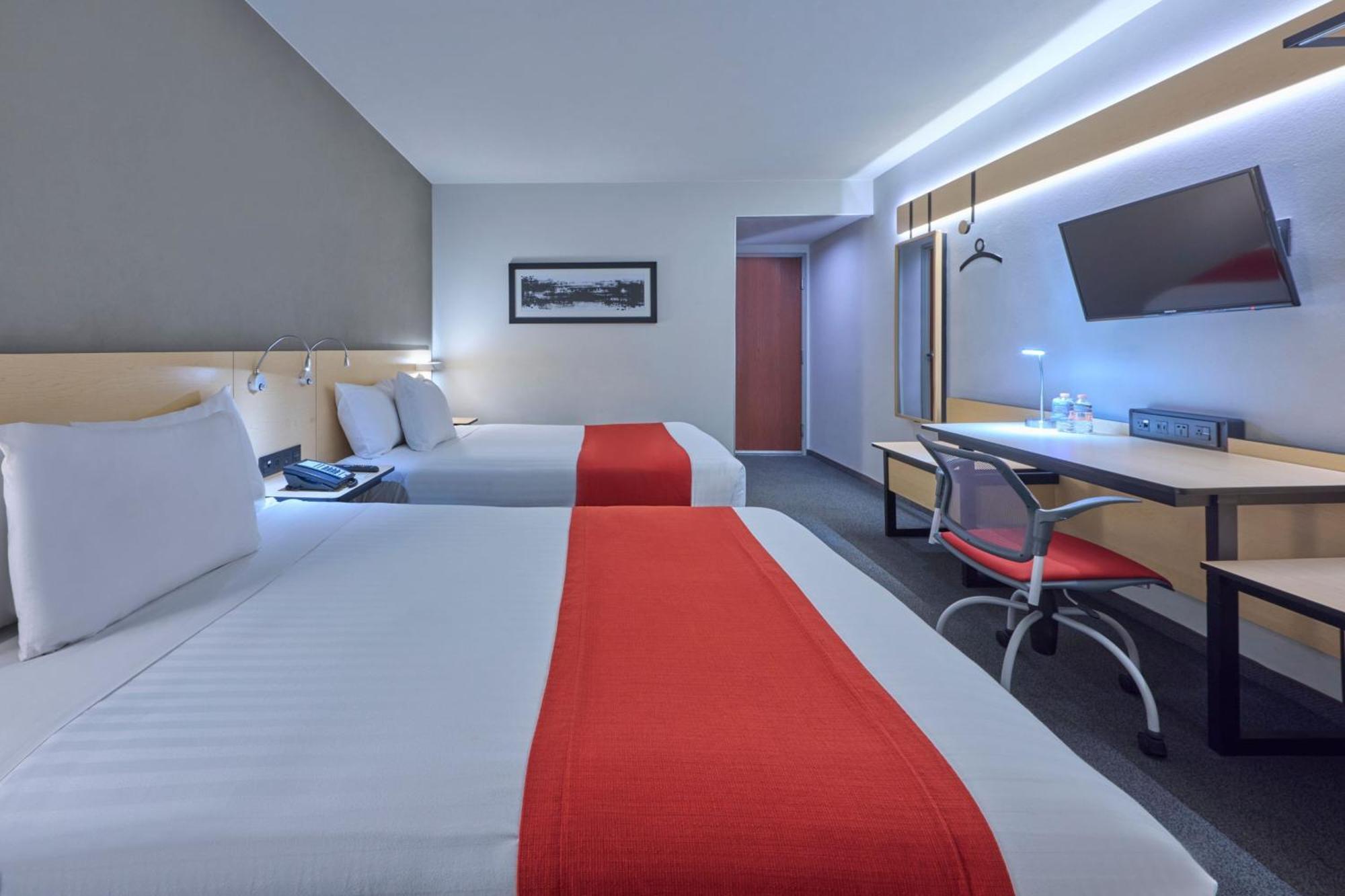 City Express By Marriott Toluca Esterno foto