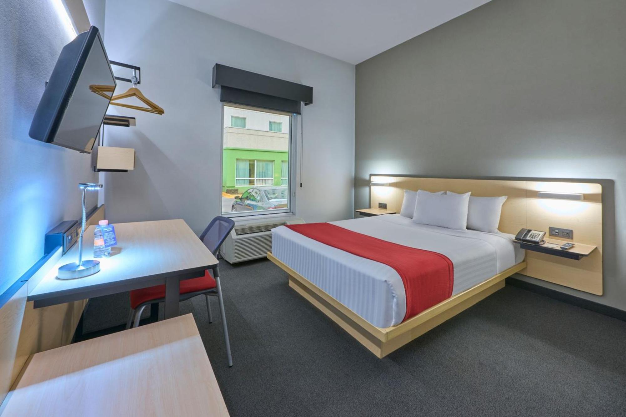 City Express By Marriott Toluca Esterno foto